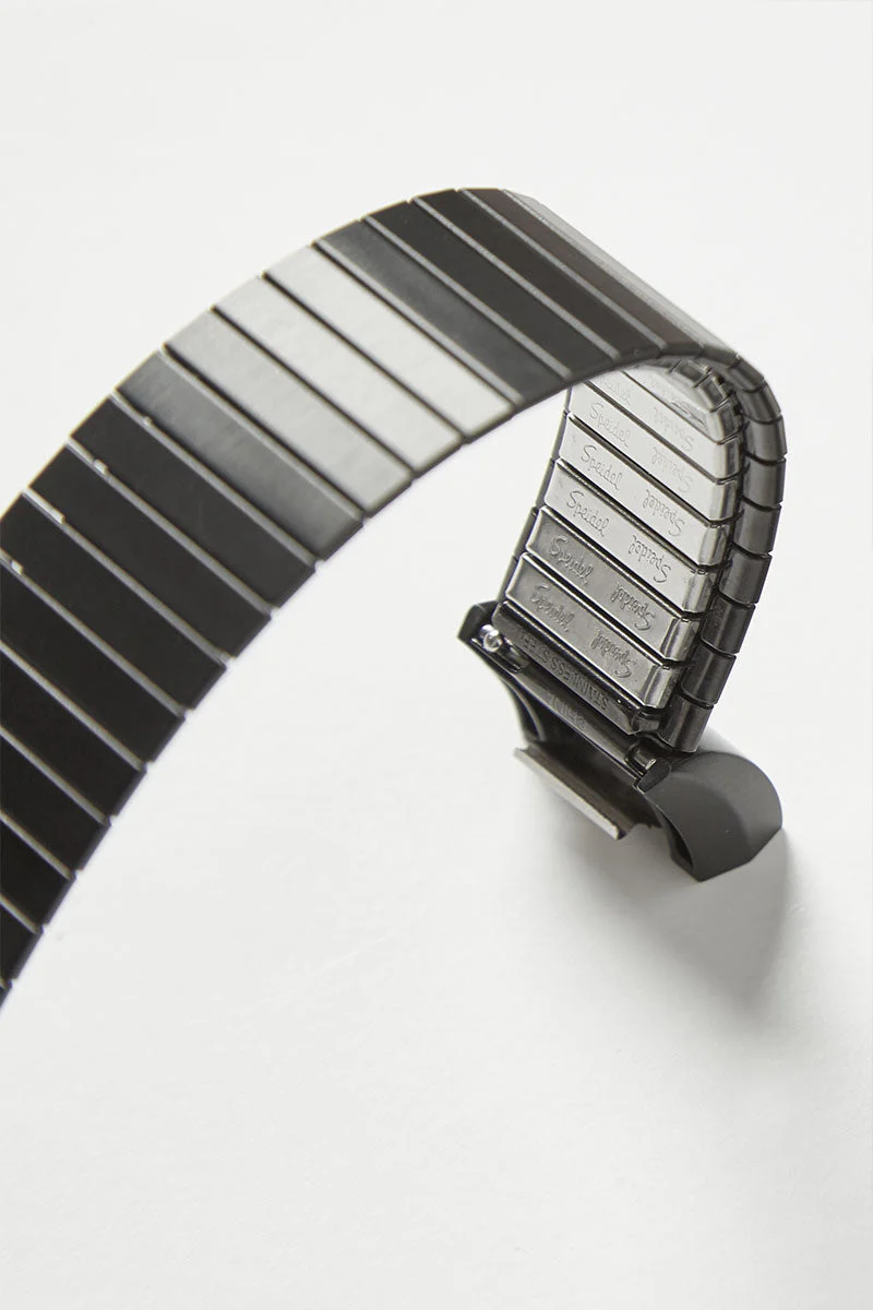 Twist-O-Flex⢠Band for the Fitbit Charge 2 - Image 10